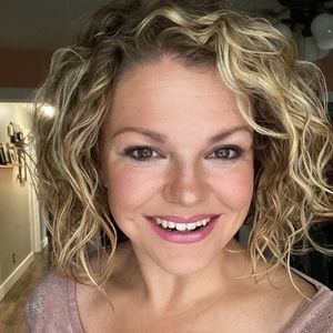 Meet your Posher, Sirena